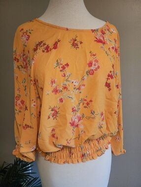 Women's Floral Smocked Hem Blouse - Yellow